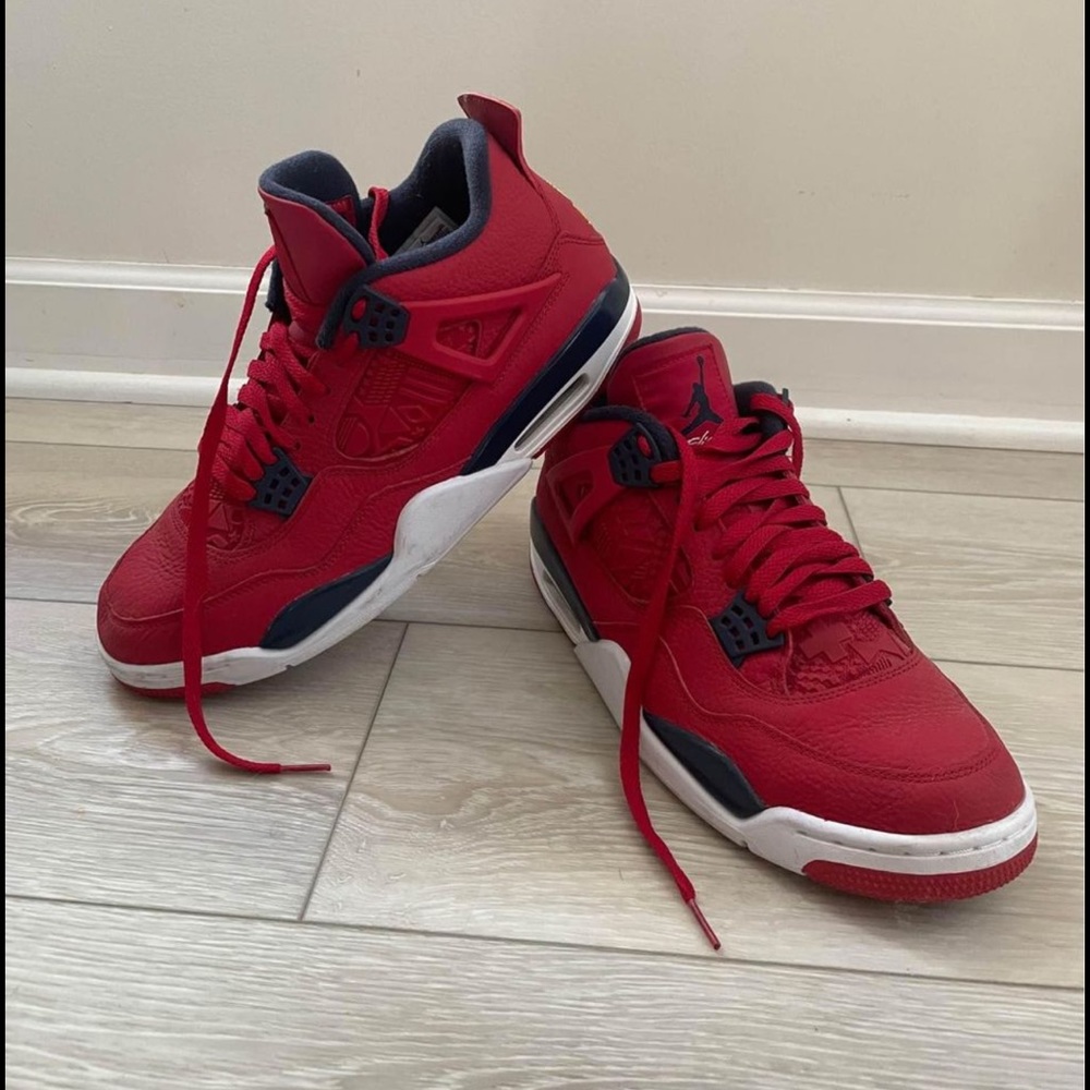 Jordan Retro 4 For the Love of The Game size 10.5 only worn a few times